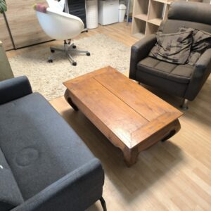 Sitzecke mit Opium-Tisch (Antik)