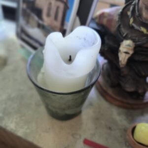 Windlichtglas mit Kerze